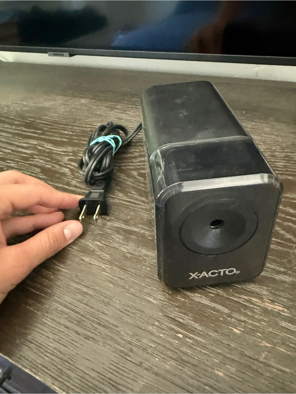 X-ACTO Electric Pencil Sharpener - Black